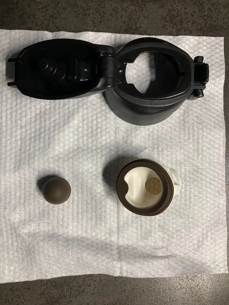 蓋パッキンと飲み口